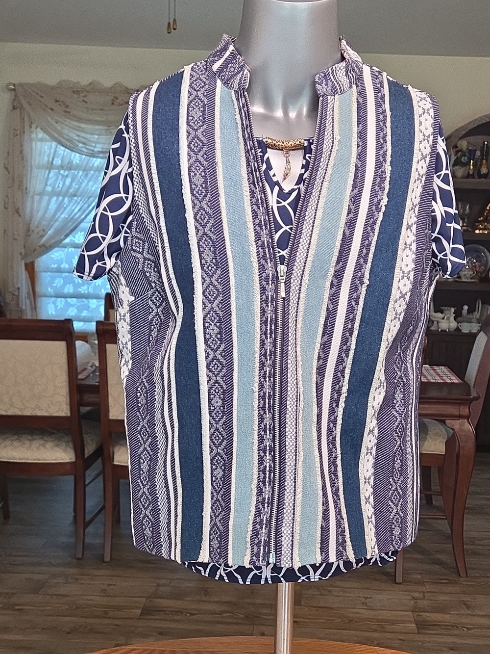 Christopher & Banks Women's L Blue White Striped Lined Full Zip Suit Jacket